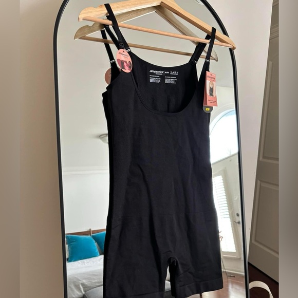 Shapermint Essentials shorts bodysuit. - Picture 2 of 5